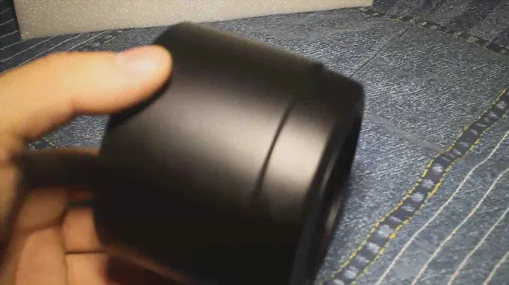 JJC ET-65B Lens Hood for Canon from DealExtreme