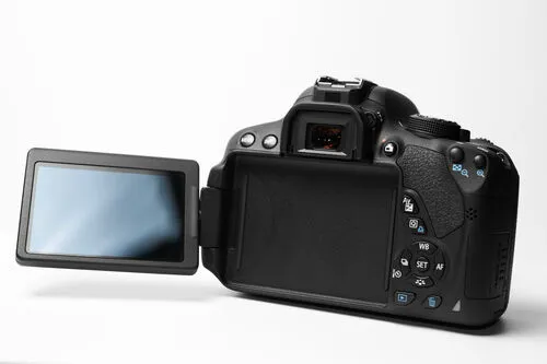 Фотоаппарат Canon EOS 700D Kit EF-S 18-55mm IS STM, черный-3