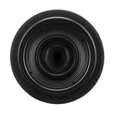 Объектив Canon RF 35mm f/1.8 Macro IS STM в Москве-3